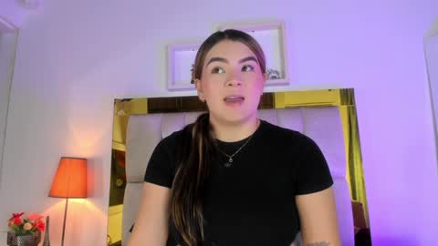 Isabella online show from 3, 2, 2025