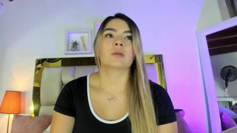 Isabella online show from 15, 10, 2025