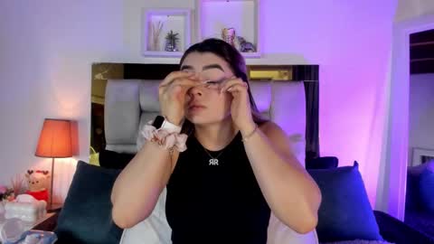 Isabella online show from 2, 3, 2026