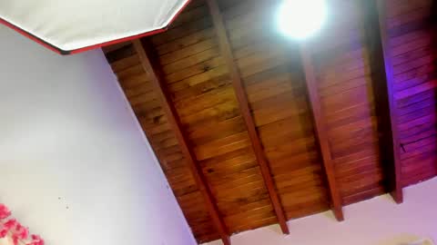 Isabella online show from 23, 4, 2026