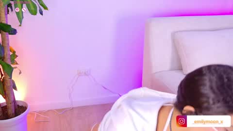 Emi online show from 5, 4, 2026