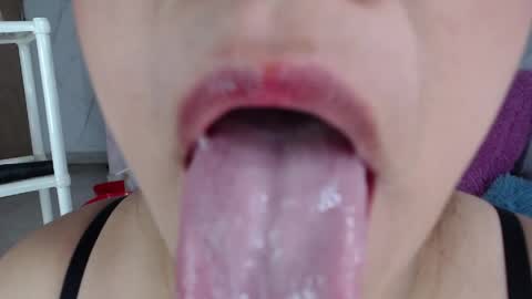 Snapshot of _emyligrey chatting on 13, 5, 2026 Emily Valencia online show from 13, 5, 2026