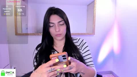  Erica Vanderhill  online show from 22, 11, 2025