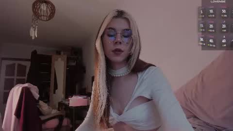 Eva online show from 26, 4, 2026