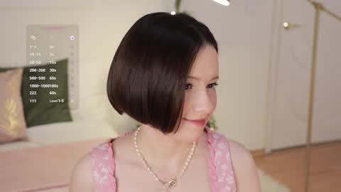 Essie  online show from 26, 12, 2024