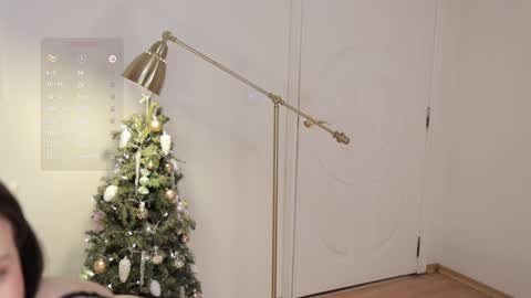 Essie  online show from 11, 1, 2025