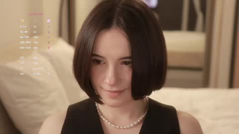 Essie  online show from 18, 4, 2026