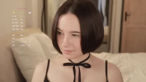 Essie  online show from 23, 4, 2026