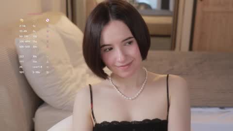 Essie  online show from 31, 5, 2026
