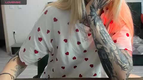 Snapshot of _feralberry__ chatting on 27, 12, 2024 Alis online show from 27, 12, 2024