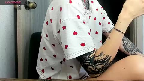 Snapshot of _feralberry__ chatting on 27, 2, 2025 Alis online show from 27, 2, 2025