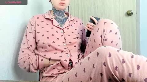 Snapshot of _feralberry__ chatting on 10, 3, 2025 Alis online show from 10, 3, 2025