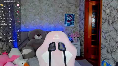 Snapshot of _flowersweet_ chatting on 19, 7, 2026 Kate online show from 19, 7, 2026