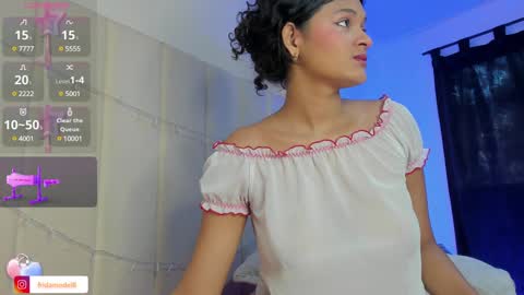 Snapshot of _frida_1 chatting on 8, 1, 2025 Frida online show from 8, 1, 2025