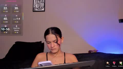 Snapshot of _frida_1 chatting on 17, 9, 2025 Frida online show from 17, 9, 2025