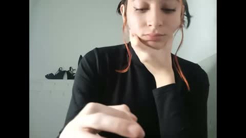 Mia-foster online show from 24, 1, 2025