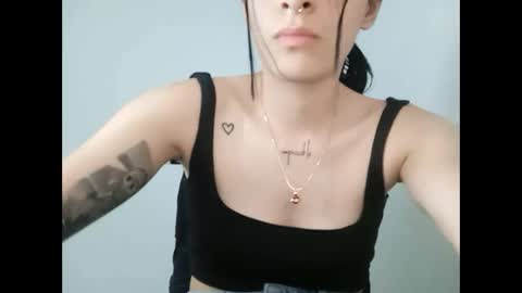 Mia-foster online show from 21, 2, 2025