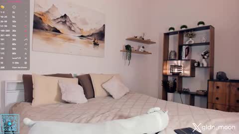 Snapshot of _golden_moon_ chatting on 12, 9, 2025 Rina online show from 12, 9, 2025