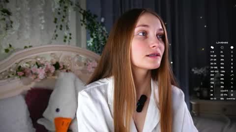 Snapshot of _green_green_ chatting on 7, 5, 2026 Milly online show from 7, 5, 2026