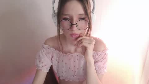 Snapshot of _hanna_moon_ chatting on 6, 5, 2026 Hannaolotl online show from 6, 5, 2026