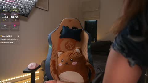 Haru    online show from 28, 2, 2026