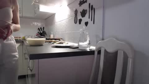 Criss4u online show from 5, 3, 2026