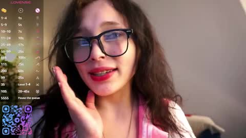 Emily online show from 19, 4, 2026