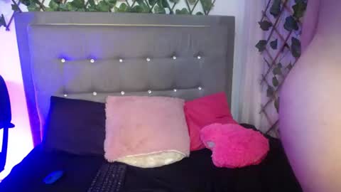 Ivone online show from 26, 6, 2026