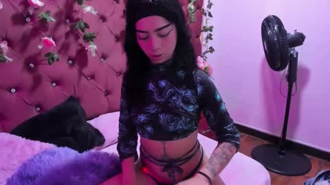  Ivy Luna online show from 22, 4, 2026