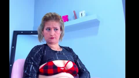 JADE  online show from 6, 2, 2026