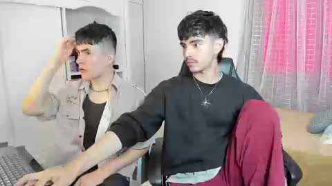 Snapshot of _jamesboy chatting on 19, 9, 2025 James online show from 19, 9, 2025