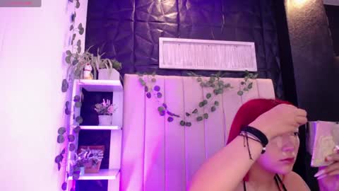 Mia online show from 20, 1, 2025