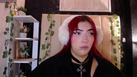 Mia online show from 22, 2, 2025