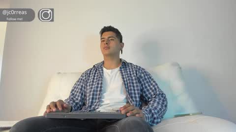 _juanes__ online show from 18, 12, 2024