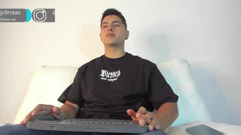 _juanes__ online show from 19, 12, 2024