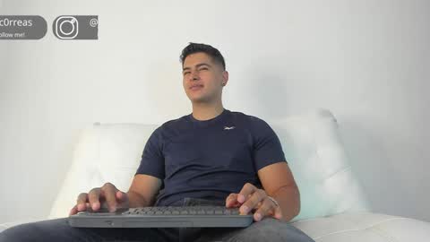 _juanes__ online show from 24, 12, 2024