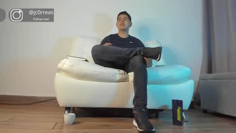 _juanes__ online show from 12, 1, 2025