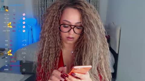 _just_a_queen_3 online show from 16, 12, 2025