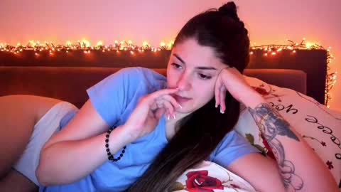 Snapshot of _just_a_simple_girl chatting on 26, 2, 2025 _just_a_simple_girl online show from 26, 2, 2025