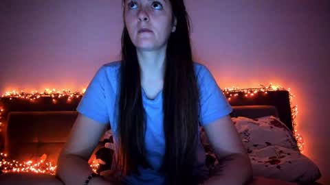 Snapshot of _just_a_simple_girl chatting on 26, 2, 2025 _just_a_simple_girl online show from 26, 2, 2025