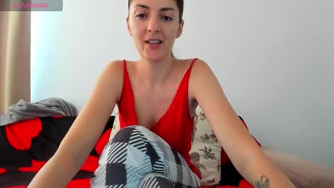 Snapshot of _just_a_simple_girl chatting on 21, 9, 2025 _just_a_simple_girl online show from 21, 9, 2025