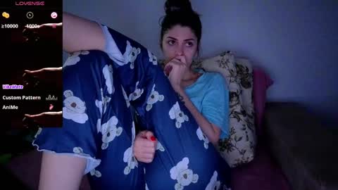 _just_a_simple_girl online show from 30, 3, 2026