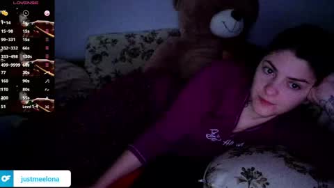 _just_a_simple_girl online show from 23, 4, 2026