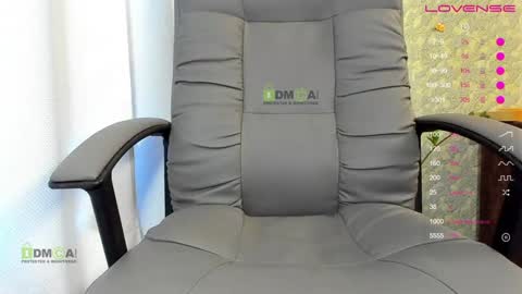 _justcallme_ online show from 22, 12, 2024