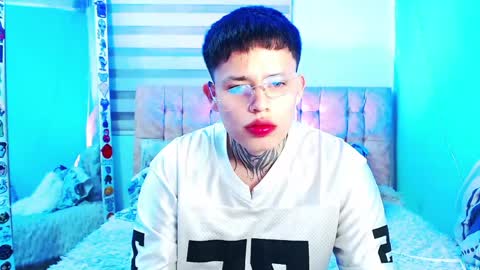 mod online show from 25, 5, 2026