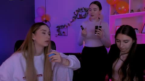 _kellykitten_ online show from 1, 4, 2026