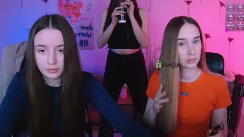 _kellykitten_ online show from 24, 4, 2026