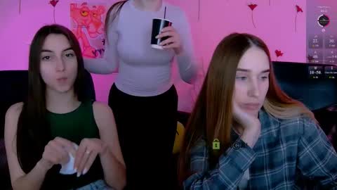 _kellykitten_ online show from 27, 4, 2026