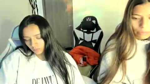 khloe sweet online show from 4, 12, 2025