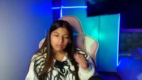khloe sweet online show from 5, 5, 2026